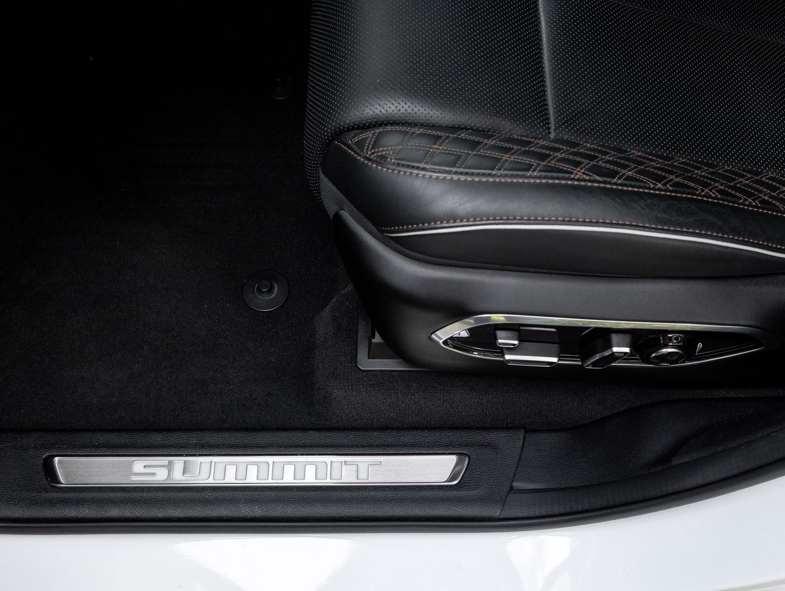 2024 Jeep Grand Cherokee Summit Reserve