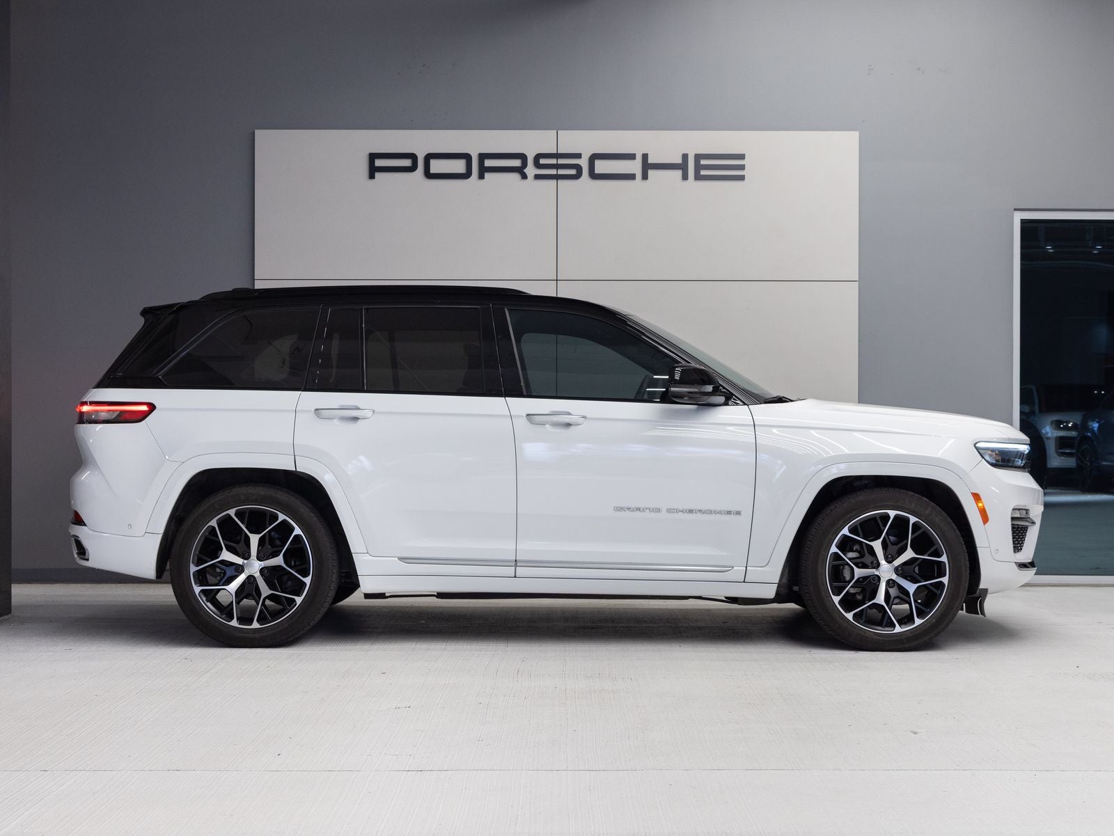 2024 Jeep Grand Cherokee Summit Reserve