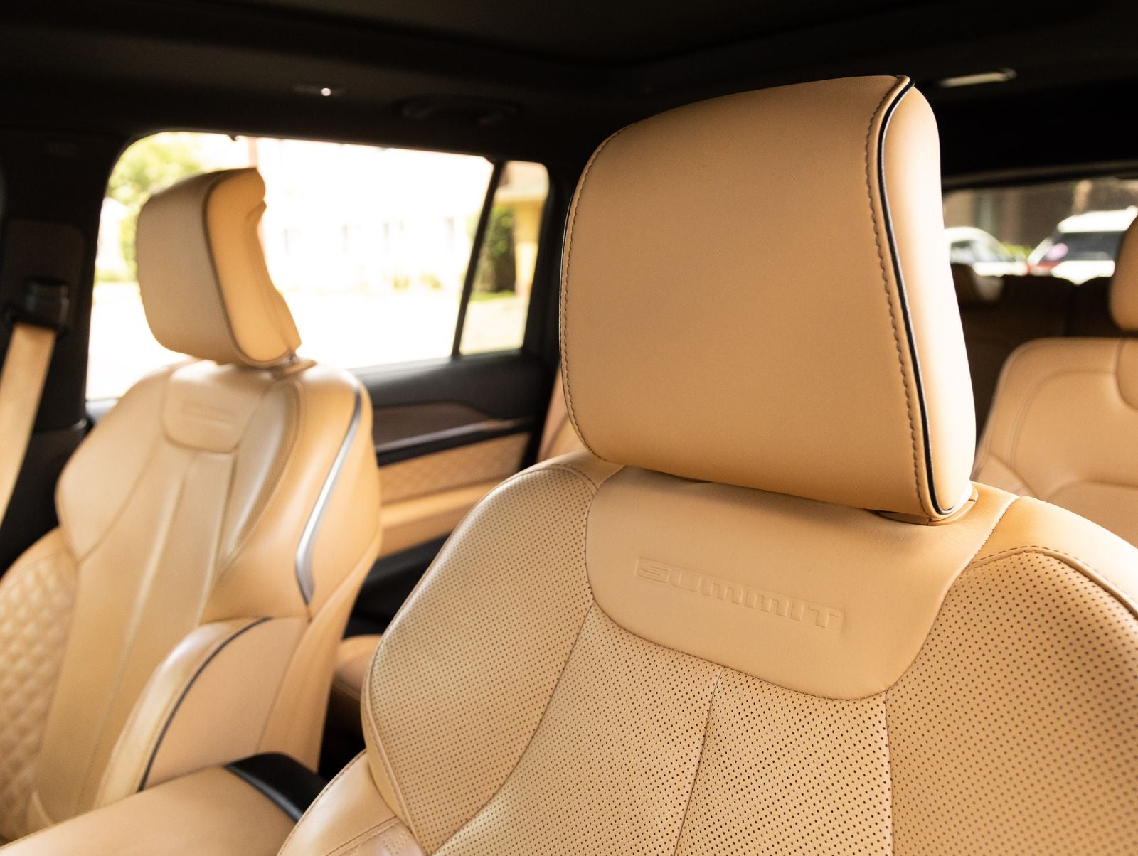 2022 Jeep Grand Cherokee L Summit