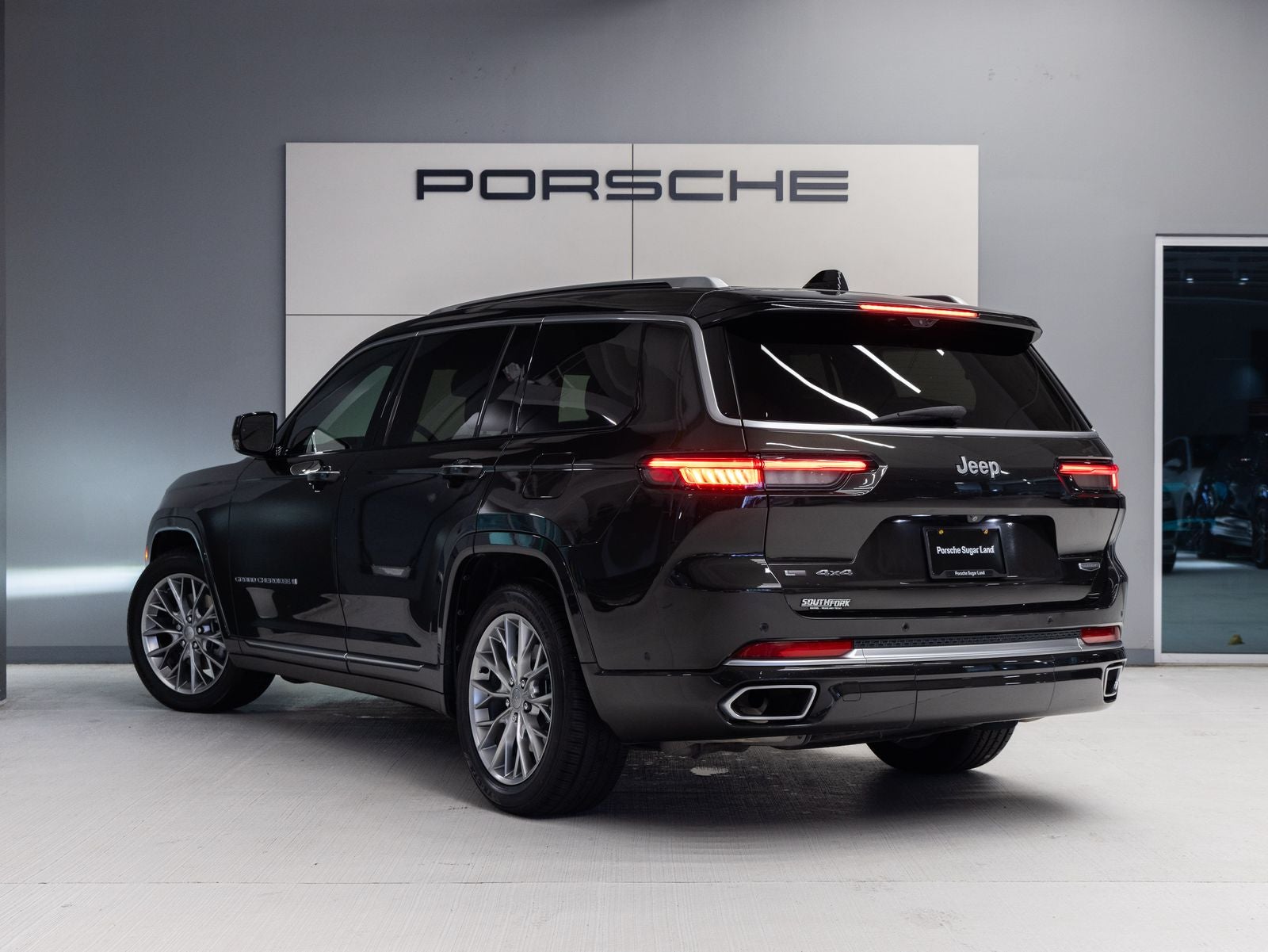 2022 Jeep Grand Cherokee L Summit