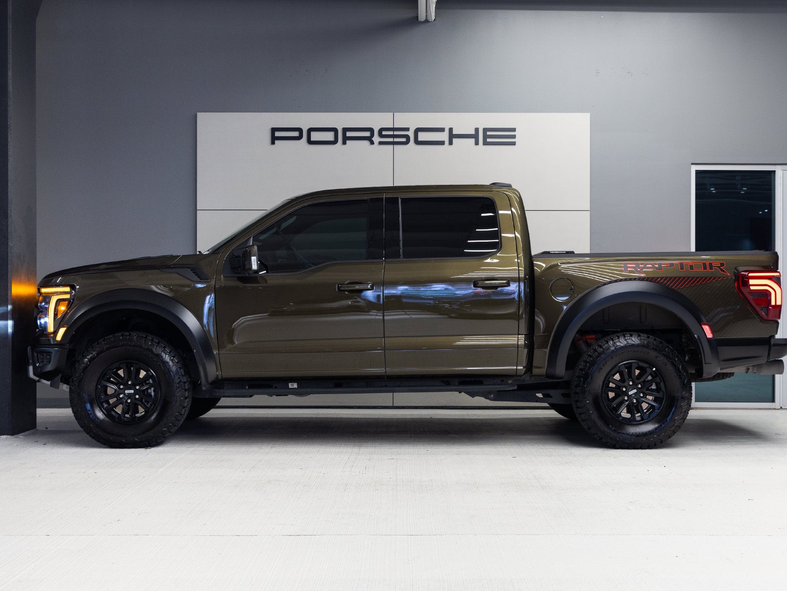 2025 Ford F-150 Raptor