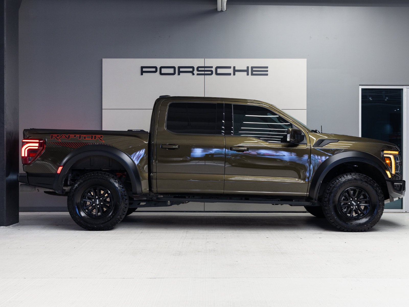 2025 Ford F-150 Raptor