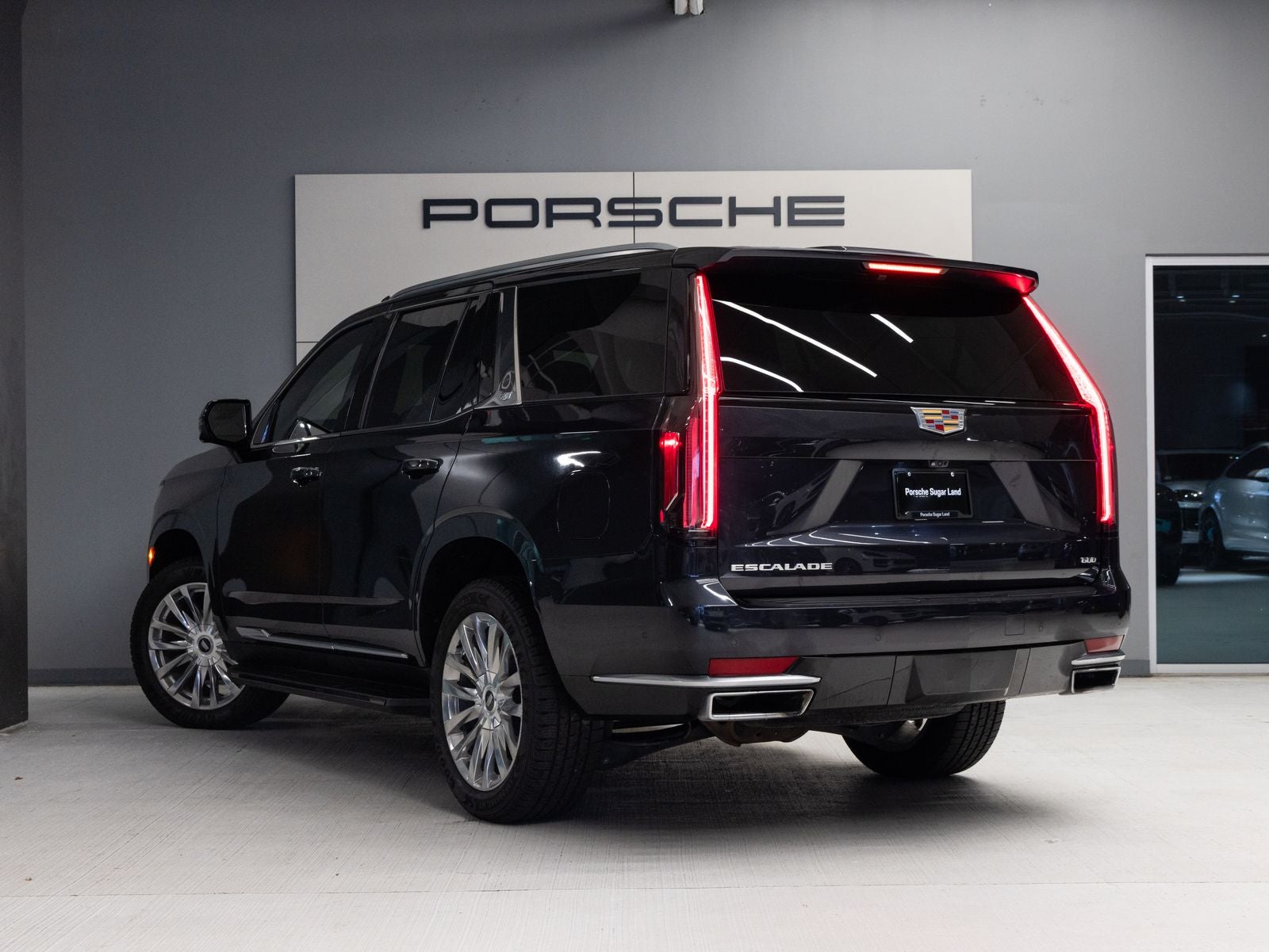 2023 Cadillac Escalade RWD Premium Luxury