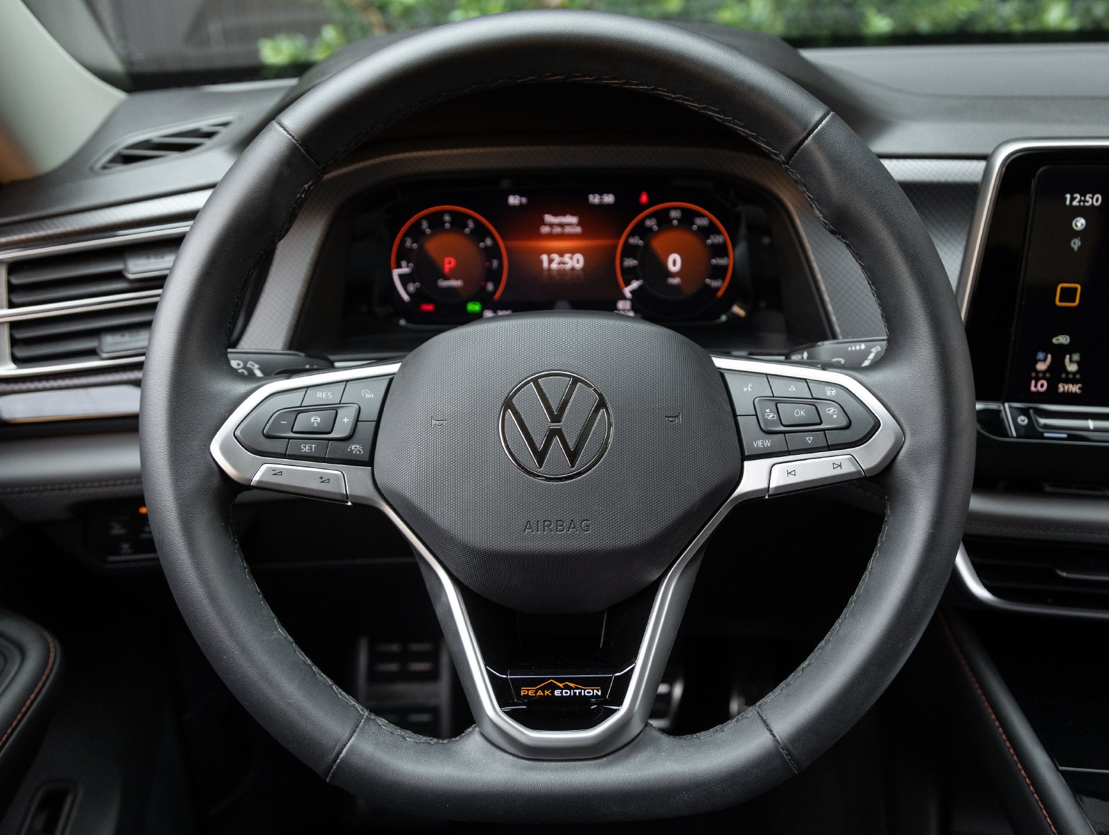 2025 Volkswagen Atlas 2.0T Peak Edition