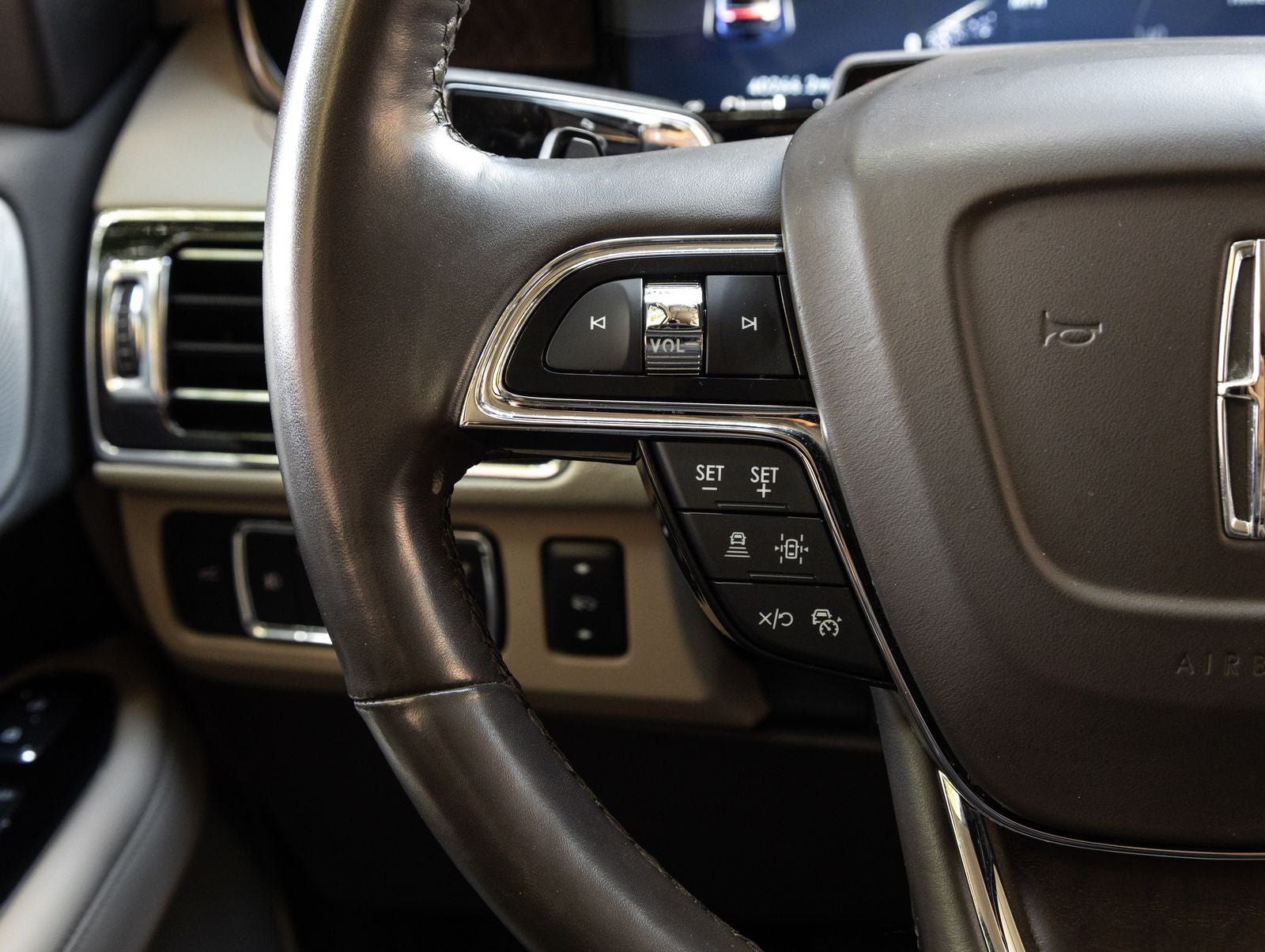 2022 Lincoln Navigator L Reserve