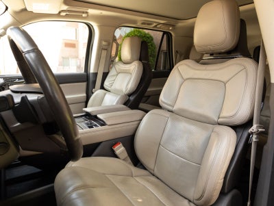 2022 Lincoln Navigator L Reserve