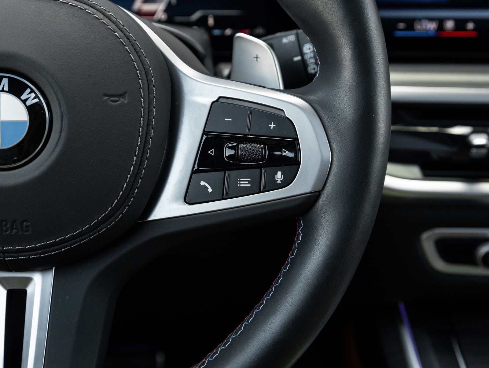 2026 BMW X7 M60i