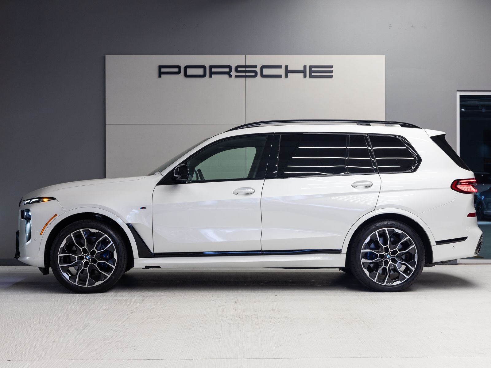 2026 BMW X7 M60i