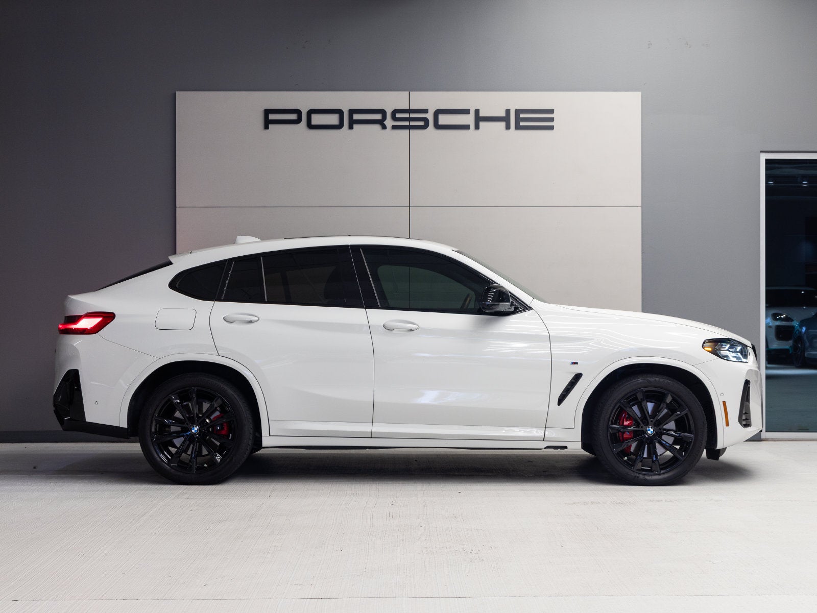 2024 BMW X4 M40i
