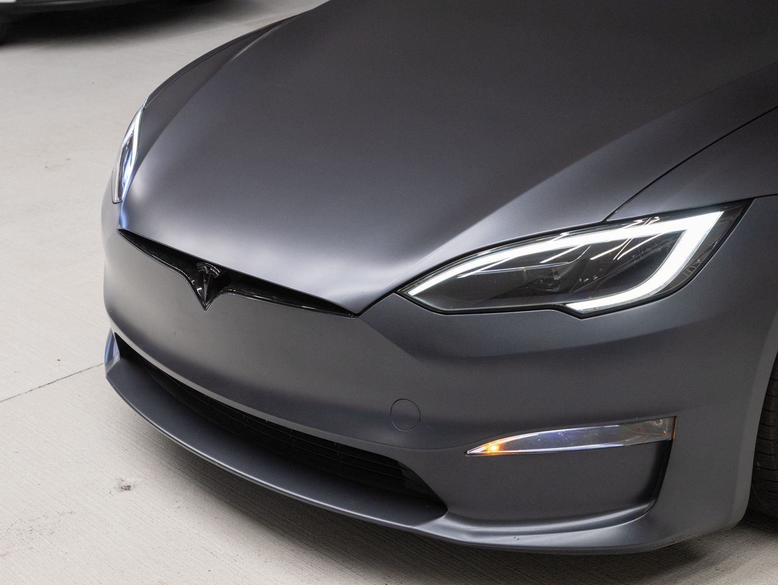 2023 Tesla Model S Base