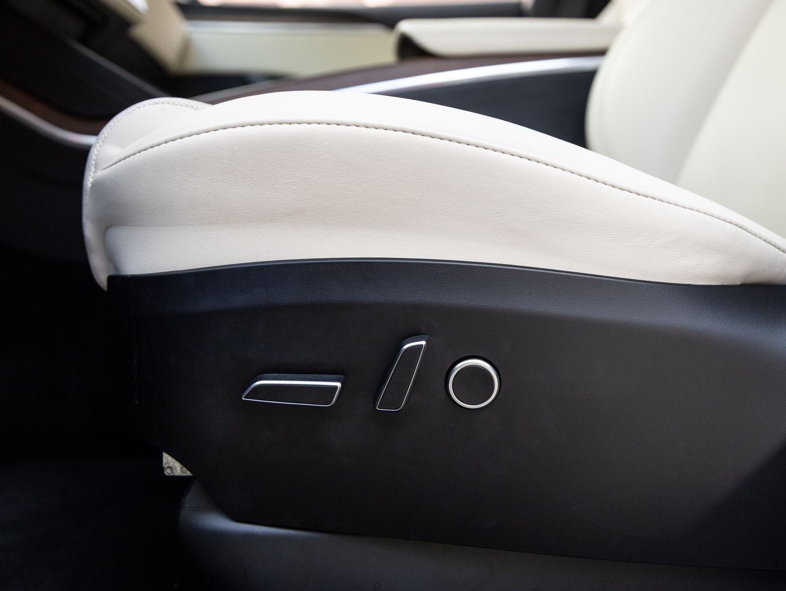 2022 Tesla Model X AWD