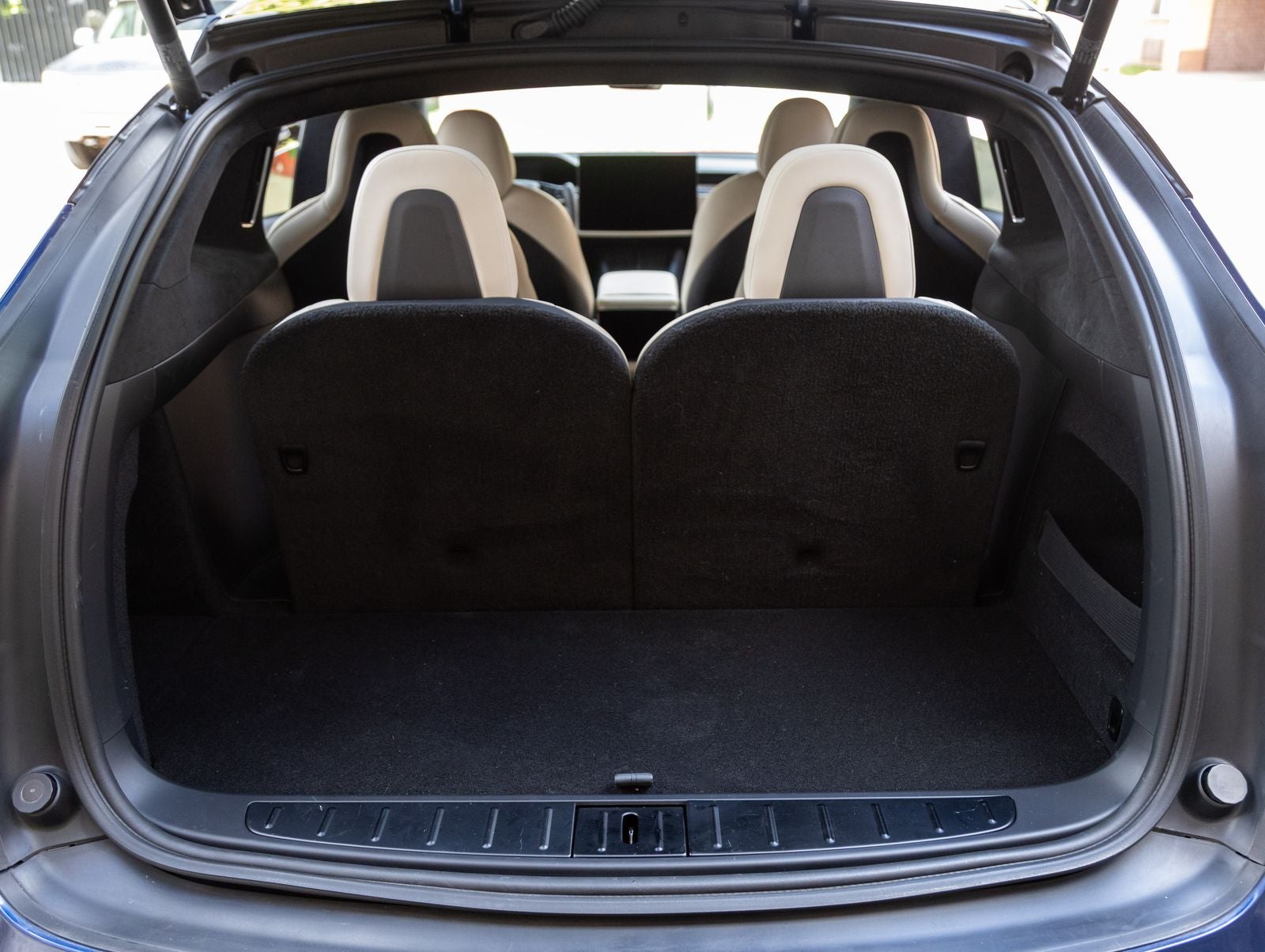 2022 Tesla Model X AWD