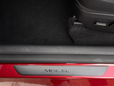 2024 Tesla Model Y Base