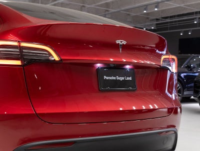 2024 Tesla Model Y Base