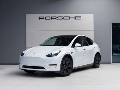 2024 Tesla Model Y Base
