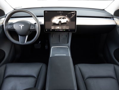 2024 Tesla Model Y Base