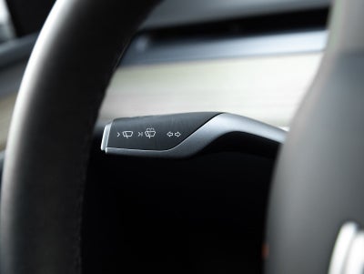 2024 Tesla Model Y Base