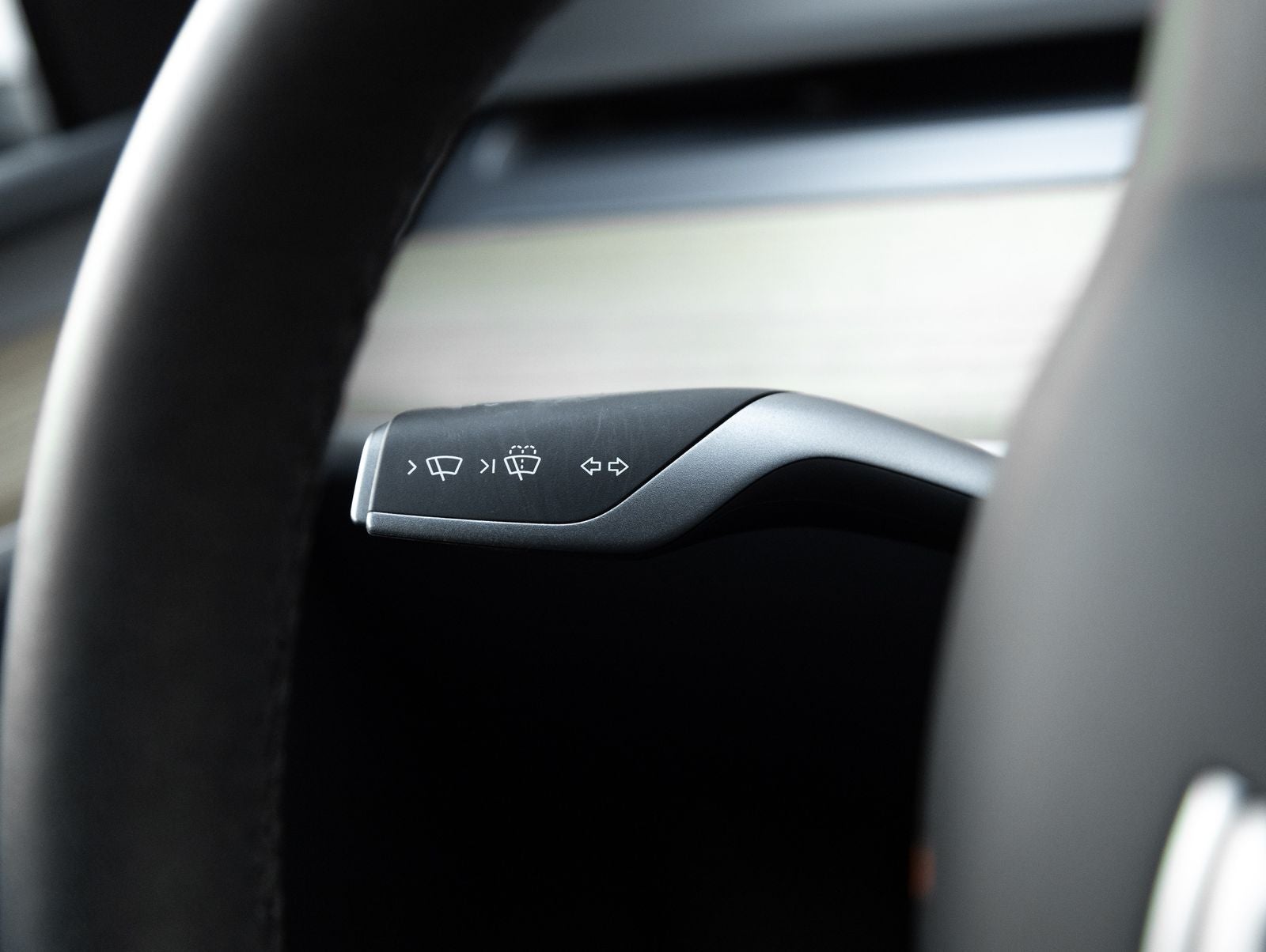 2024 Tesla Model Y Base