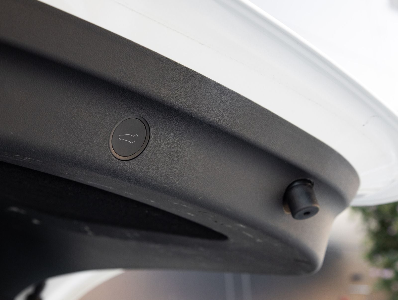 2024 Tesla Model Y Base