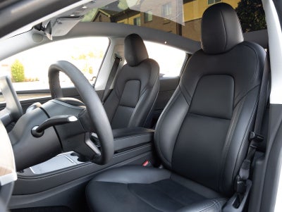 2024 Tesla Model Y Base