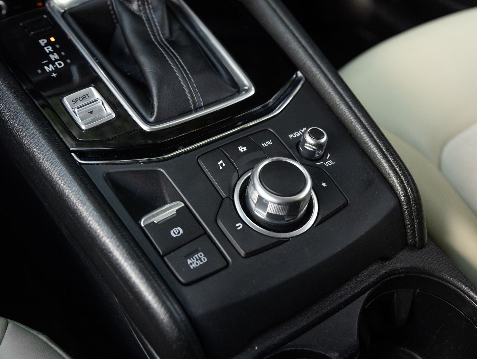 2018 Mazda Mazda CX-5 Touring