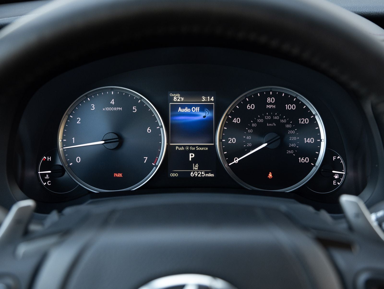 2025 Lexus IS IS 350 F SPORT Design