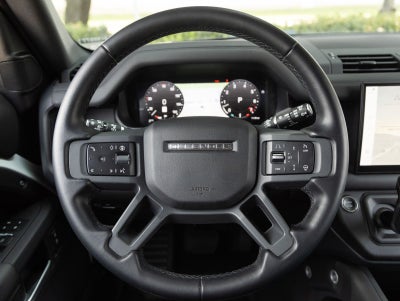 2025 Land Rover Defender 110 X-Dynamic SE