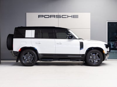 2025 Land Rover Defender 110 X-Dynamic SE