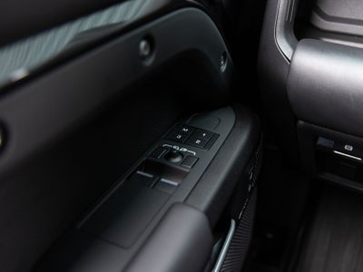 2024 Land Rover Defender 90 Carpathian Edition