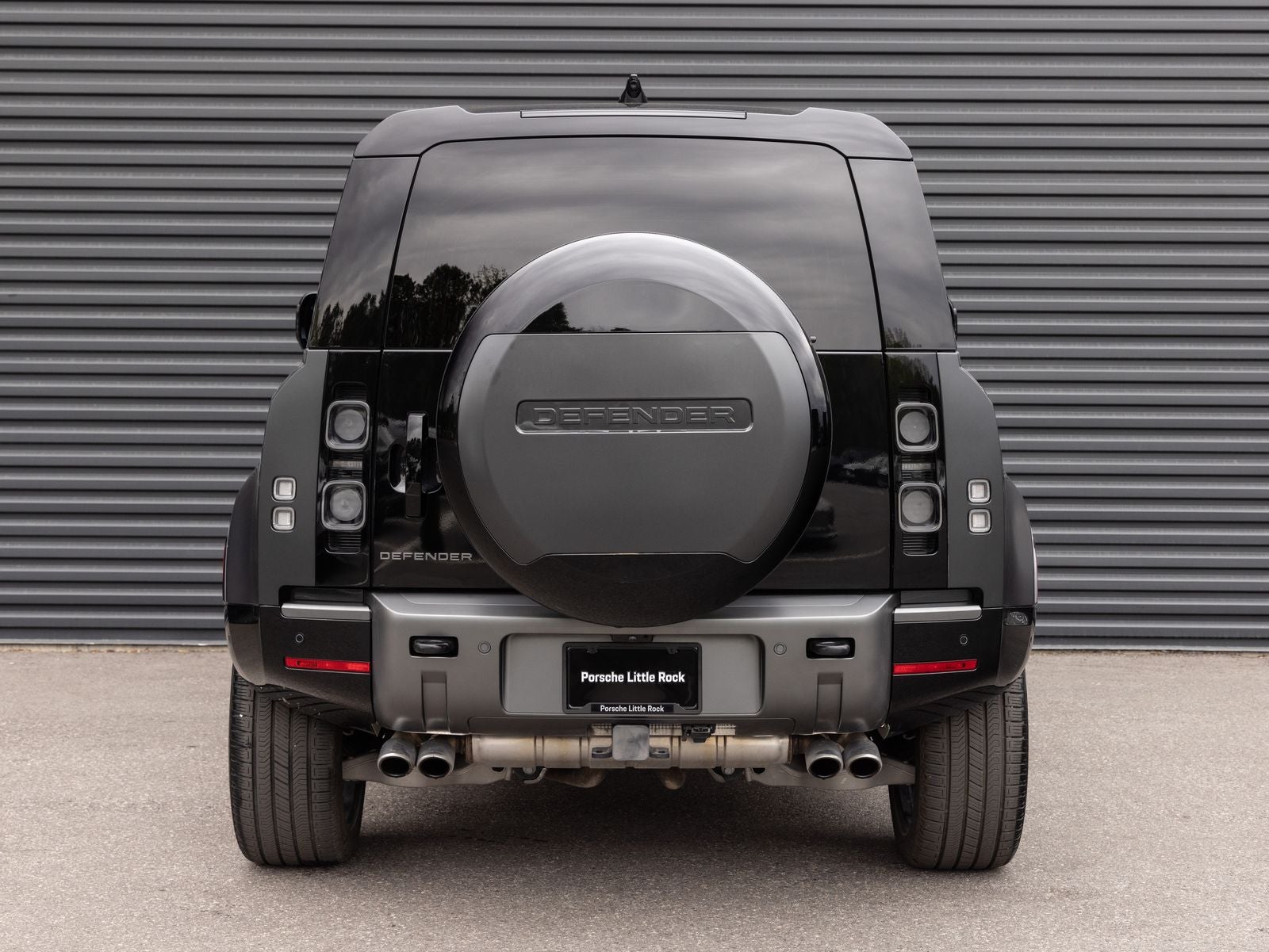 2024 Land Rover Defender 90 Carpathian Edition