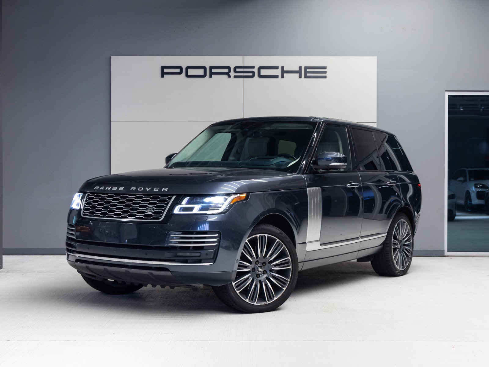 2021 Land Rover Range Rover Autobiography