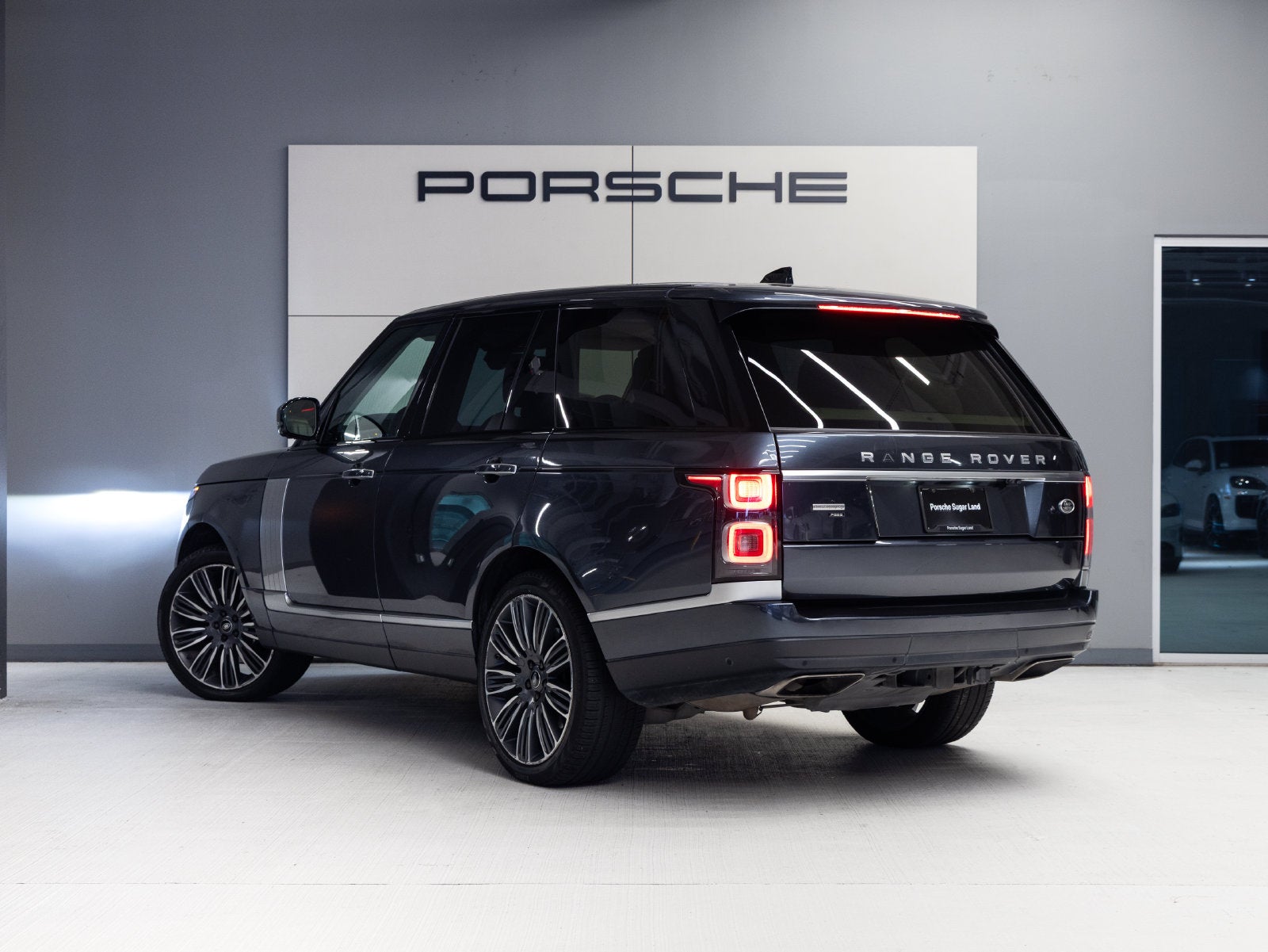 2021 Land Rover Range Rover Autobiography