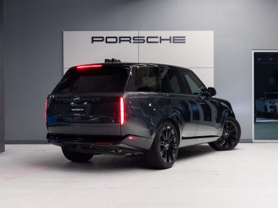 2025 Land Rover Range Rover SE