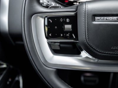 2025 Land Rover Range Rover Plug-In Hybrid SE