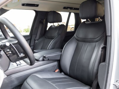 2025 Land Rover Range Rover Plug-In Hybrid SE