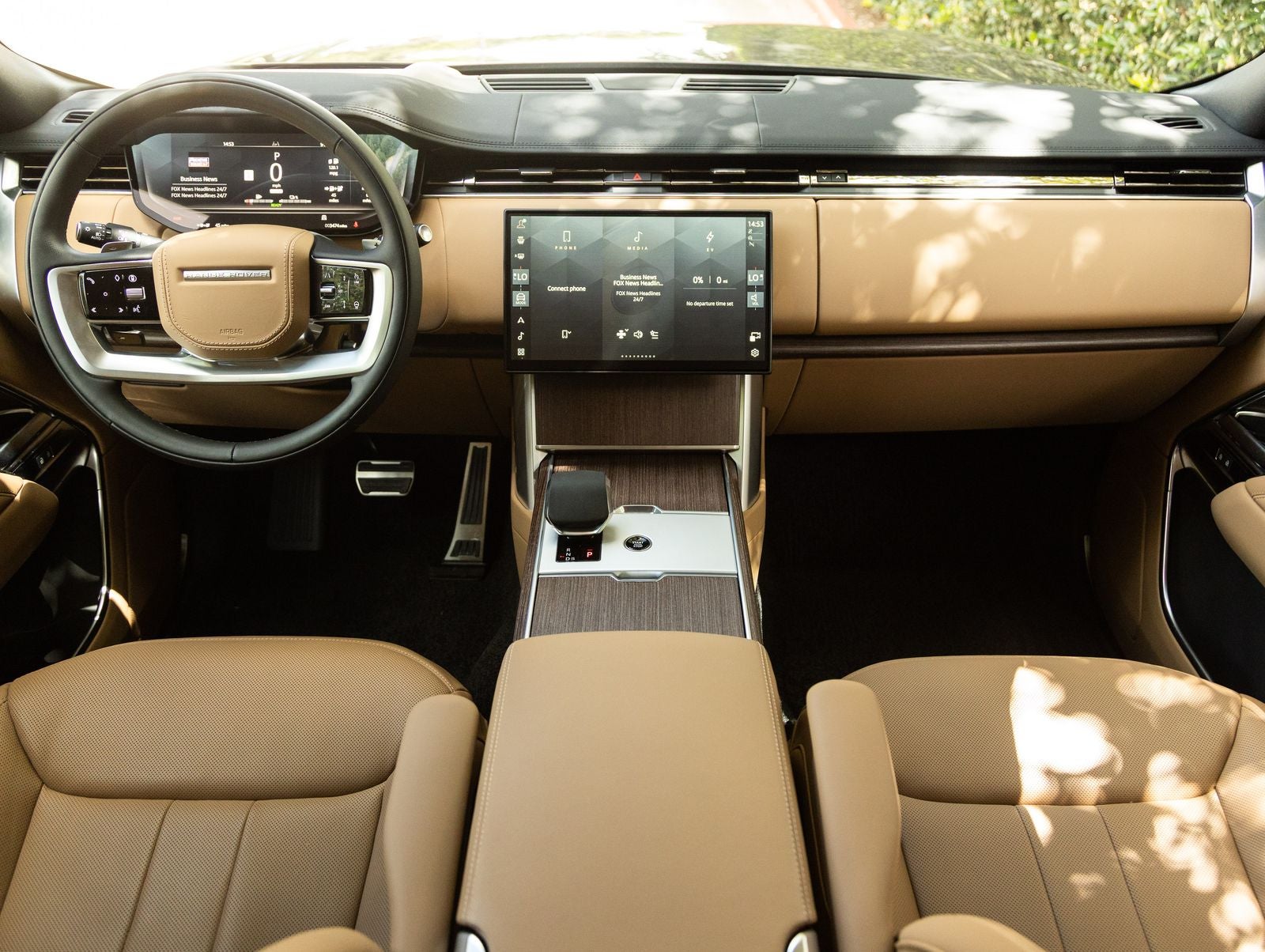 2026 Land Rover Range Rover Plug-In Hybrid SE