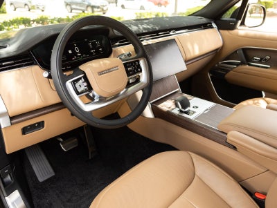 2026 Land Rover Range Rover Plug-In Hybrid SE