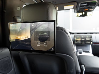 2025 Land Rover Range Rover SE