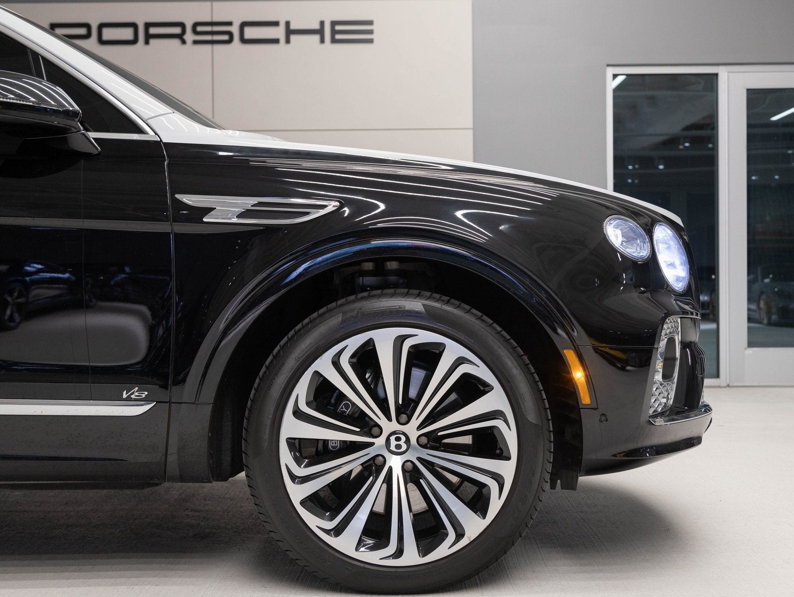 2021 Bentley Bentayga V8