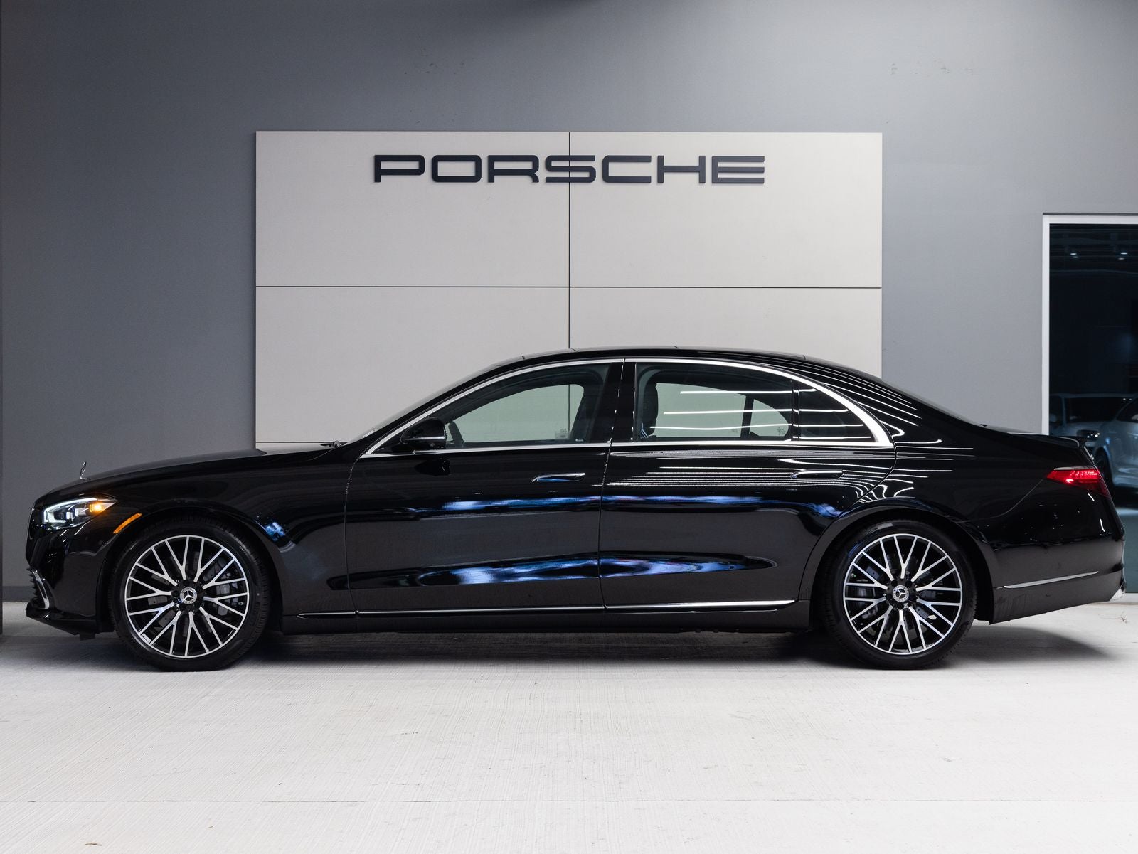 2025 Mercedes-Benz S-Class S 580