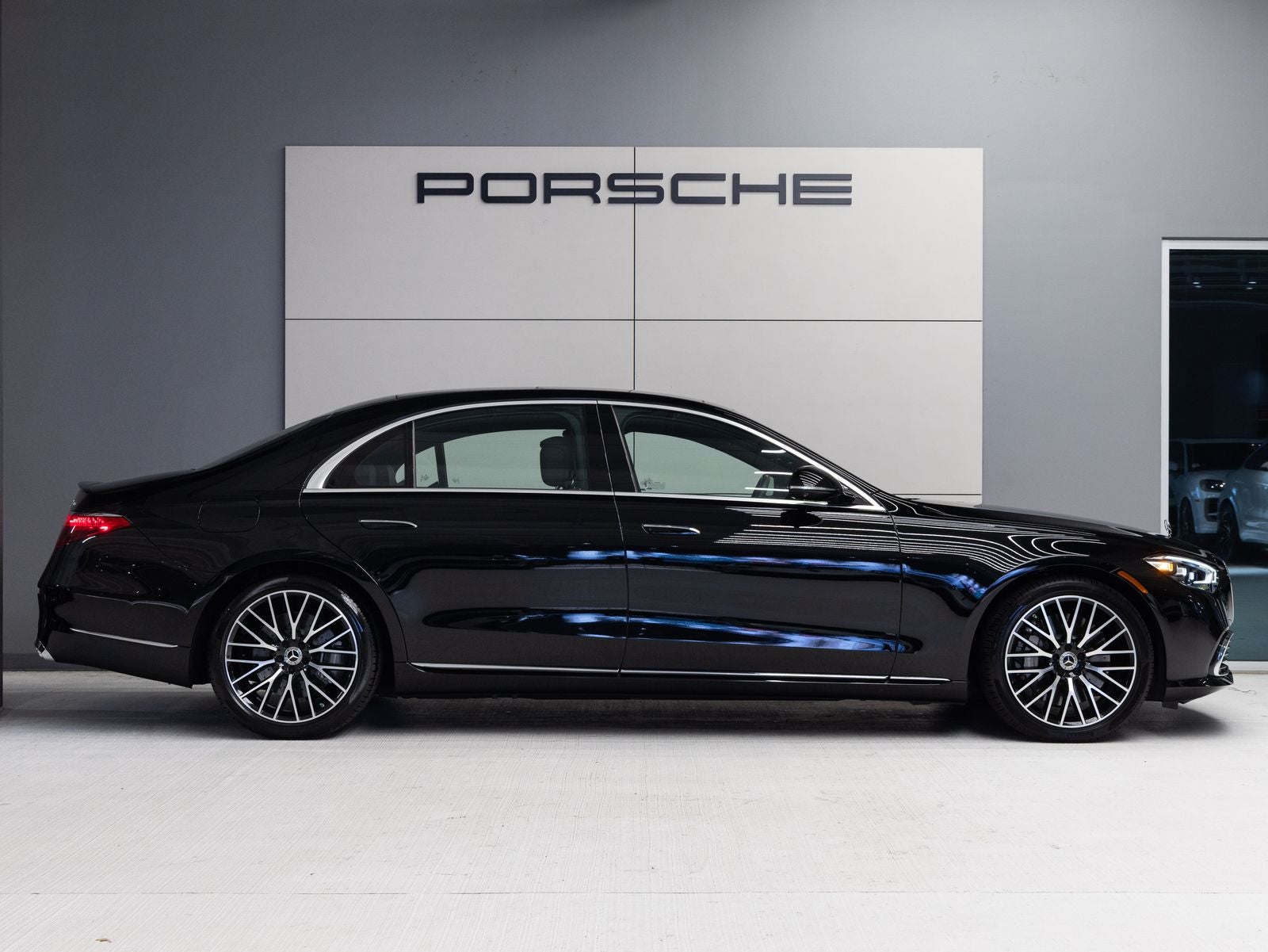 2025 Mercedes-Benz S-Class S 580