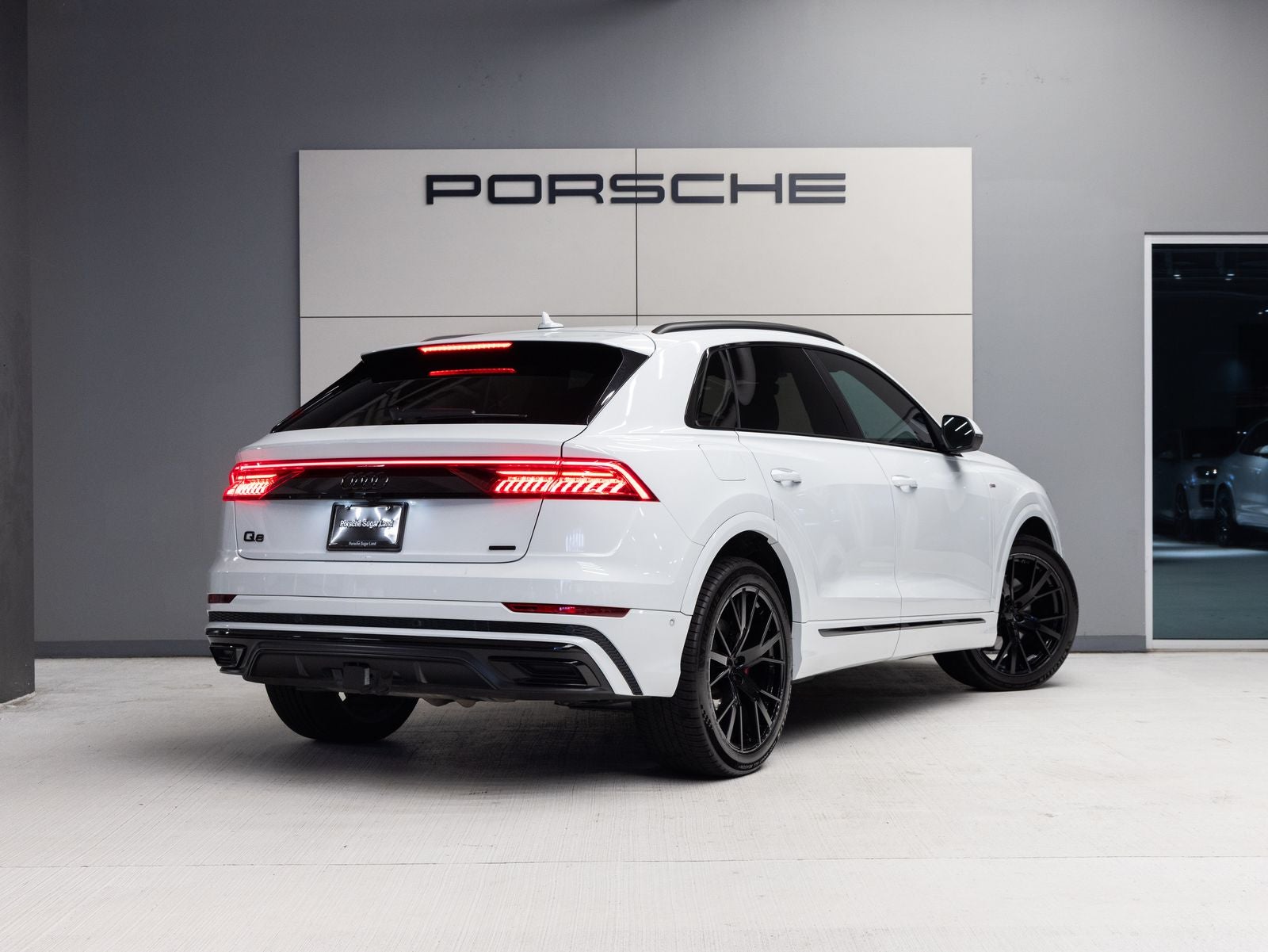 2021 Audi Q8 Prestige