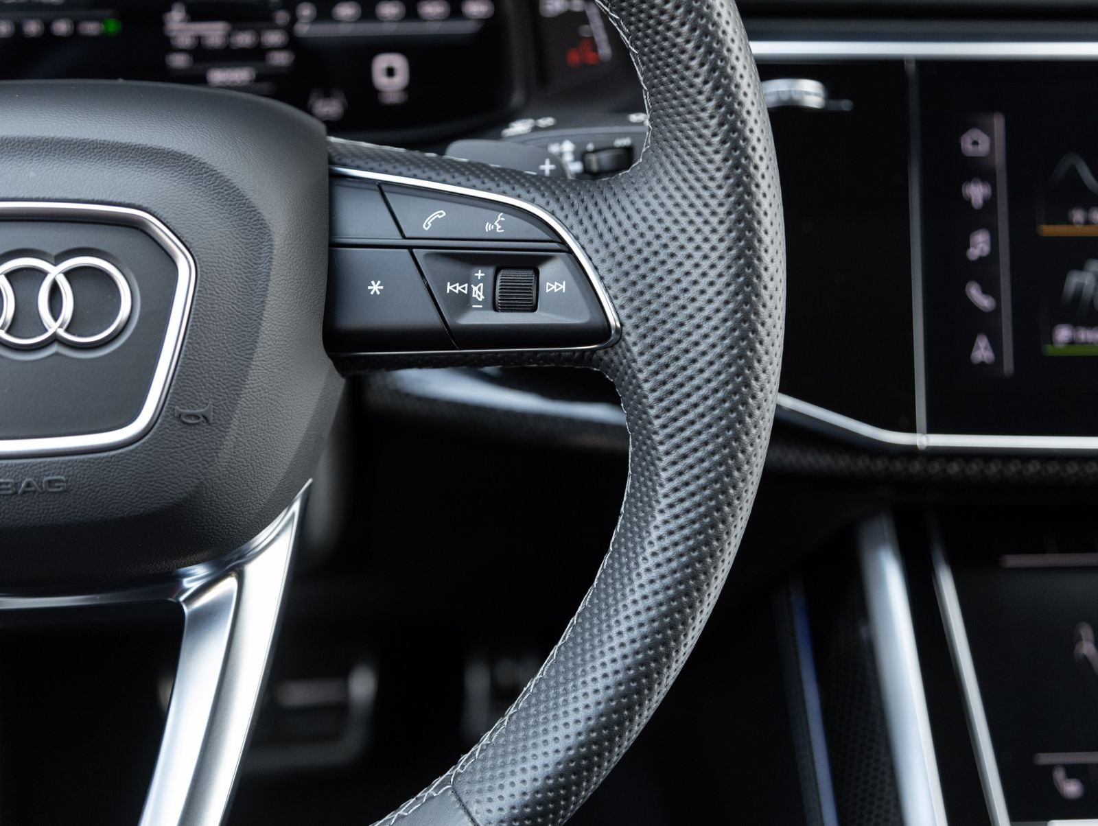 2021 Audi SQ7 Prestige