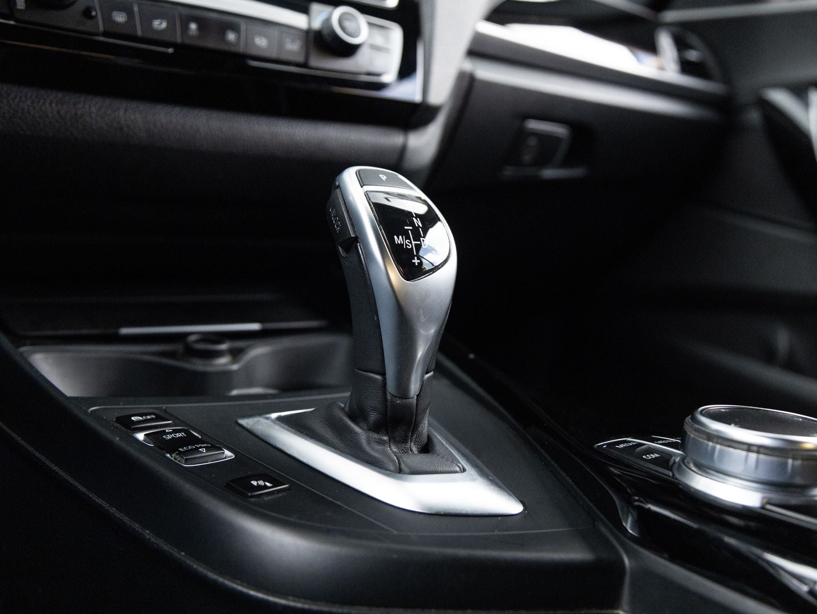 2017 BMW 2 Series 230i