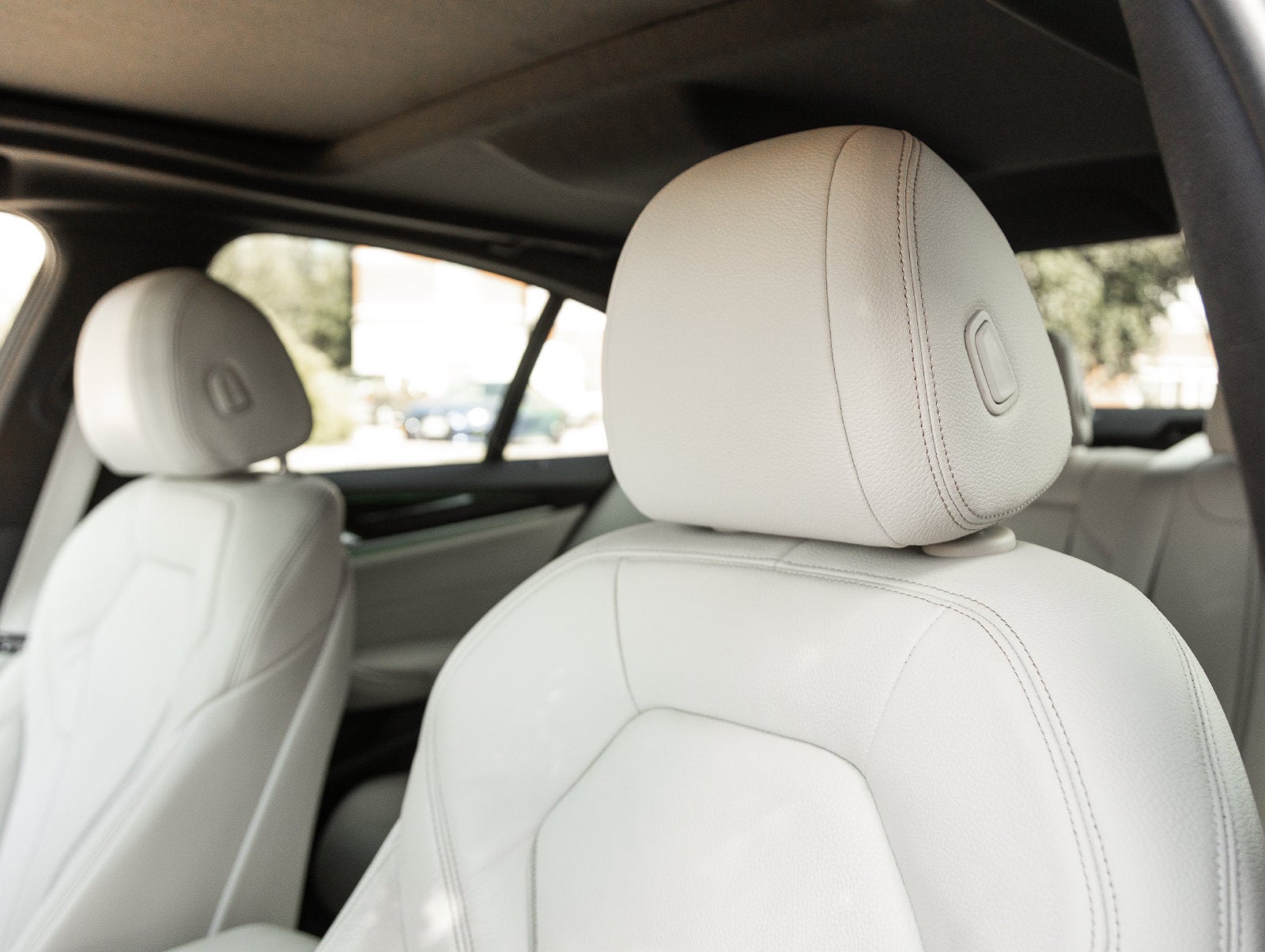 2022 BMW 5 Series 540i
