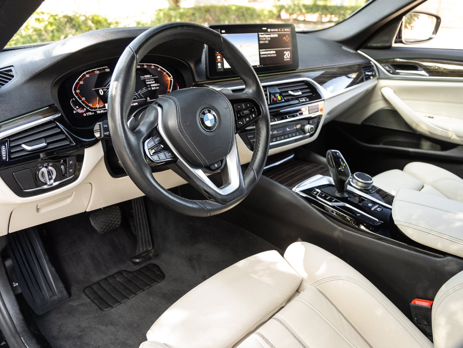 2022 BMW 5 Series 540i