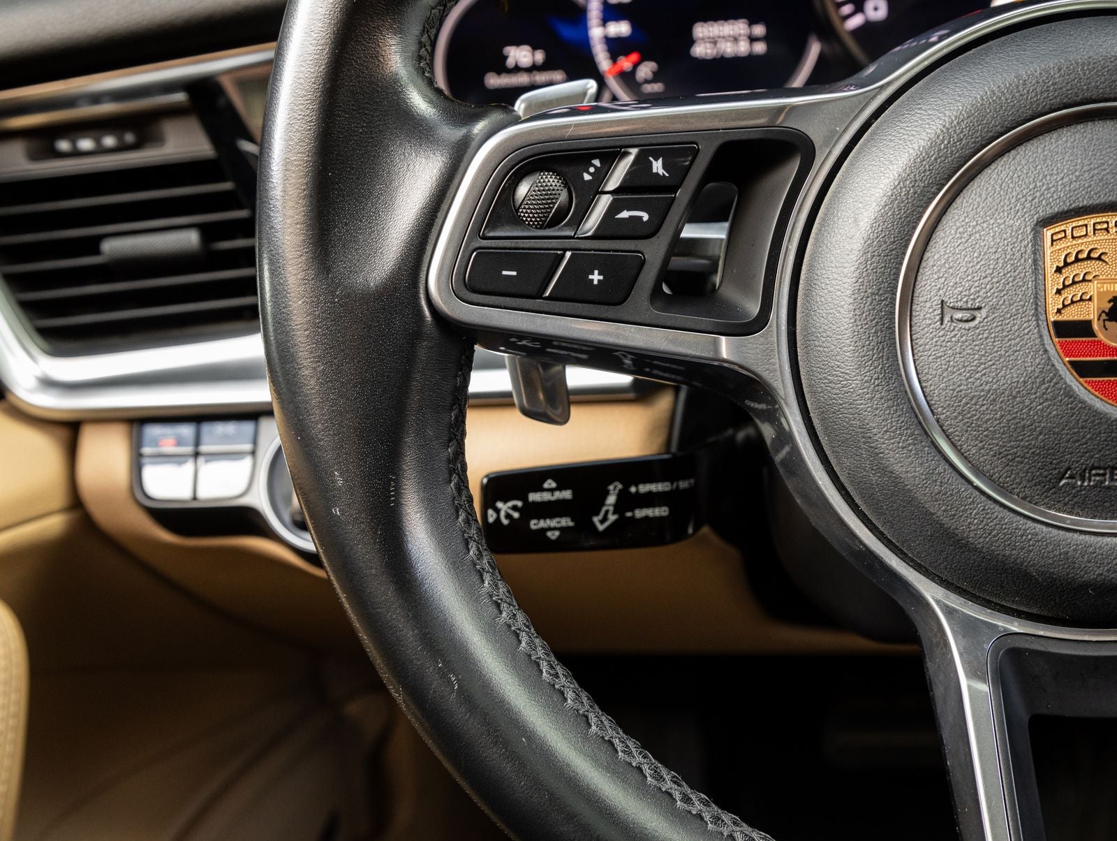 2018 Porsche Panamera Base