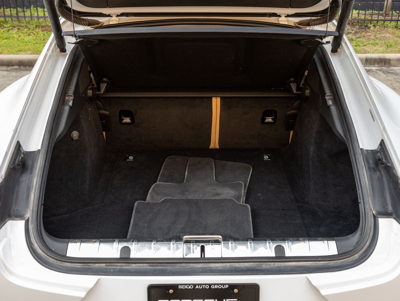 2018 Porsche Panamera Base