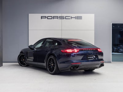 2020 Porsche Panamera Panamera