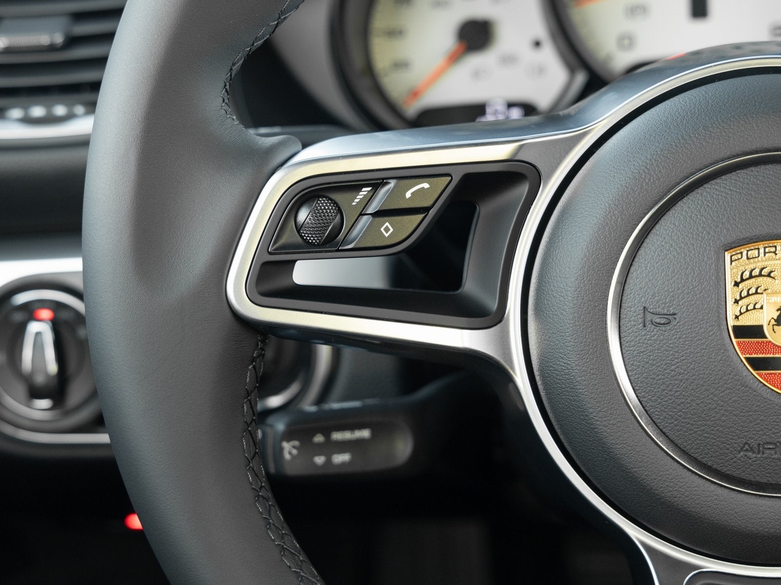 2025 Porsche 718 718 Cayman